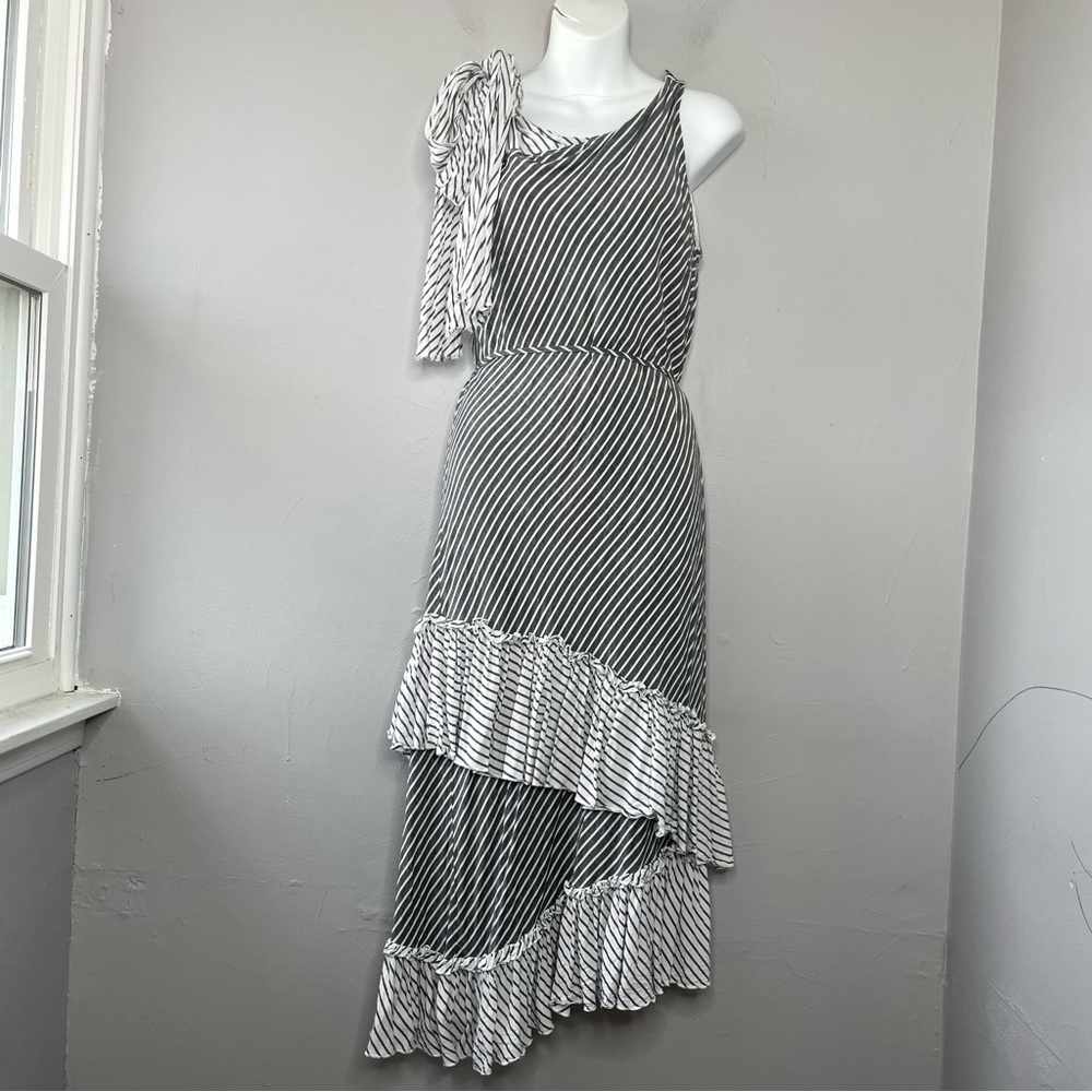 SUBOO Estrella Ziggy One Shoulder Maxi Dress